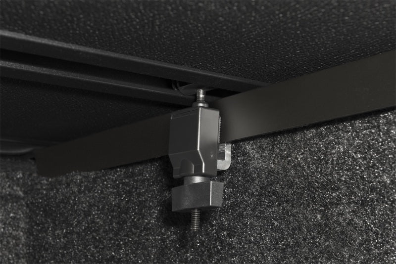 Extang 14-16 Chevy/GMC Silv/Sierra 1500 (5ft 8in) Solid Fold 2.0